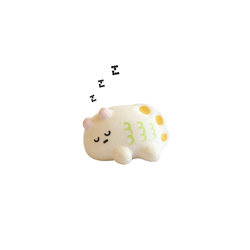 Yo-Ong Sleeping
